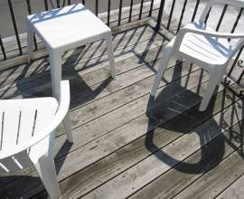 Apt B Outdoor Deck