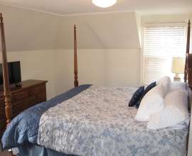 Carriage House - Bedroom #1